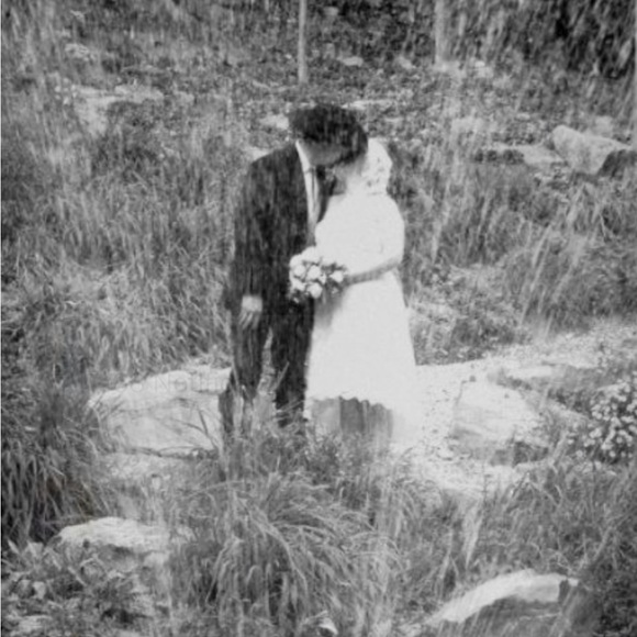 Meet your Posher, Laurie - Picture 2 of 12